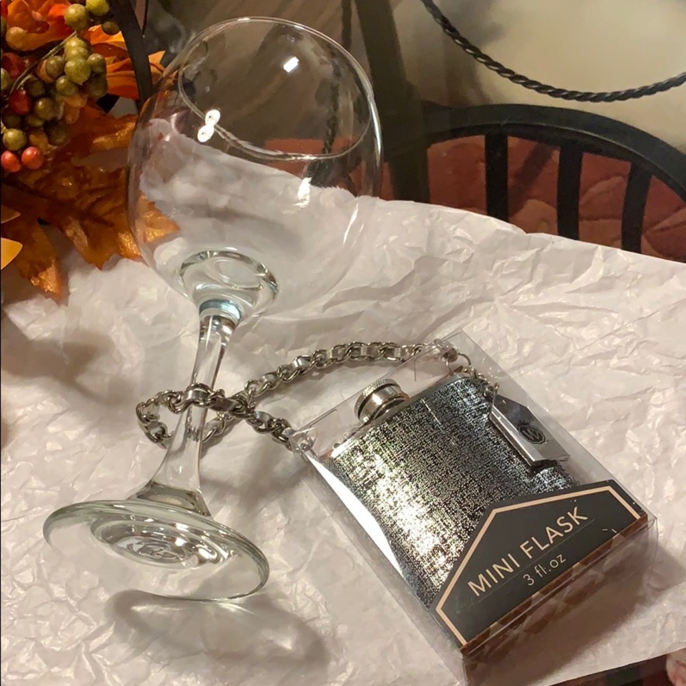 Designer Mini Flask - Picture 6 of 9